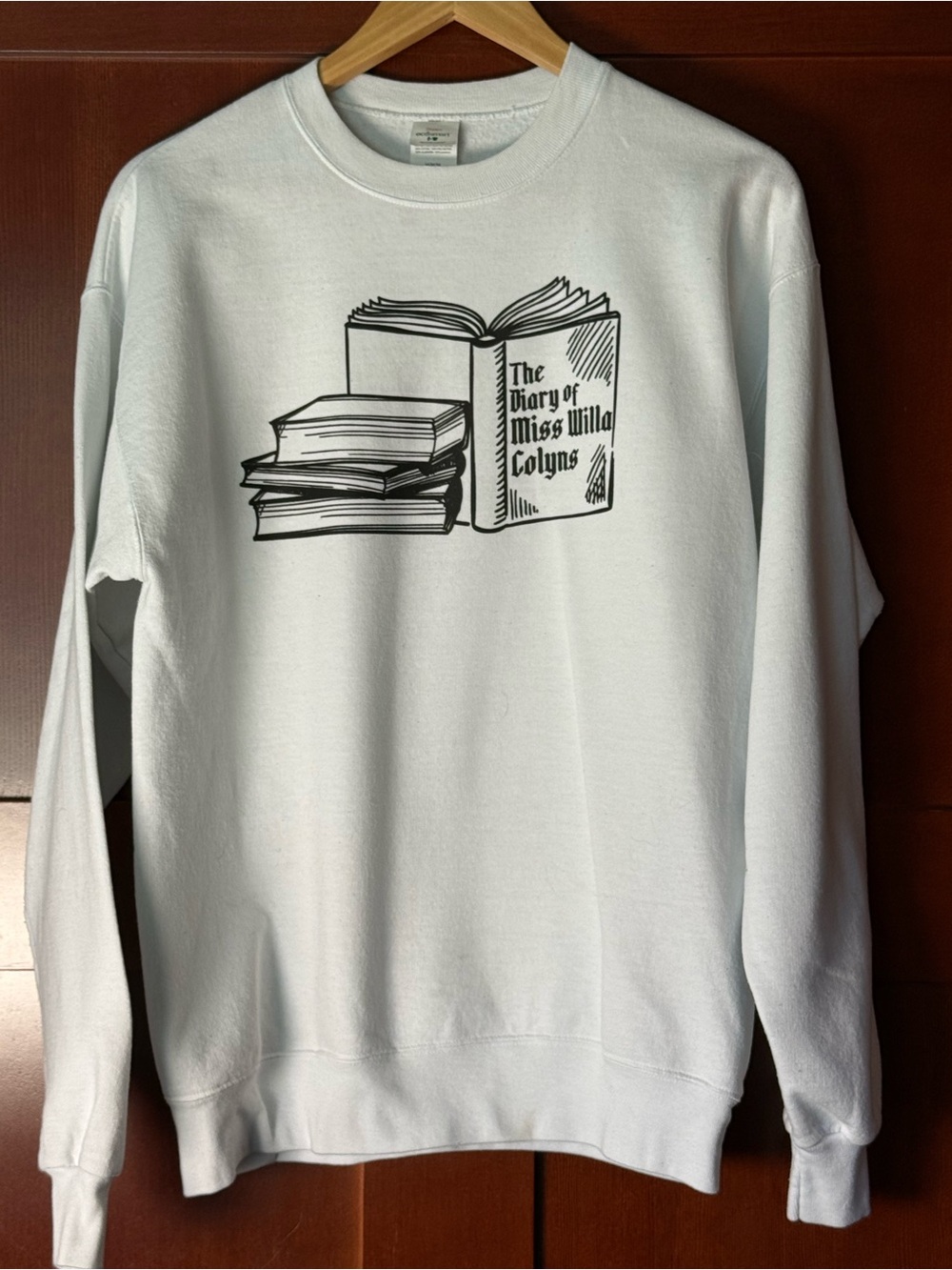 Hanes EcoSmart Blood & Ash Bookish Crewneck Sweatshirt Willa Colyns White M